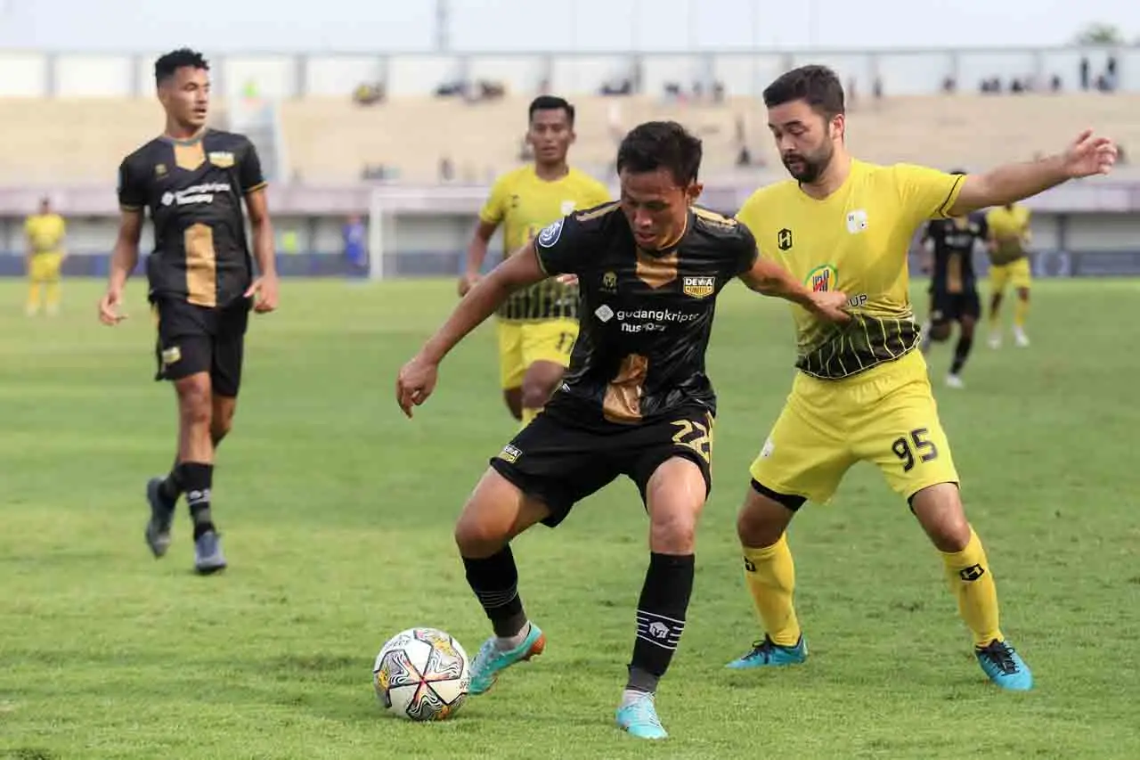 PS Barito Putera Kalahkan...