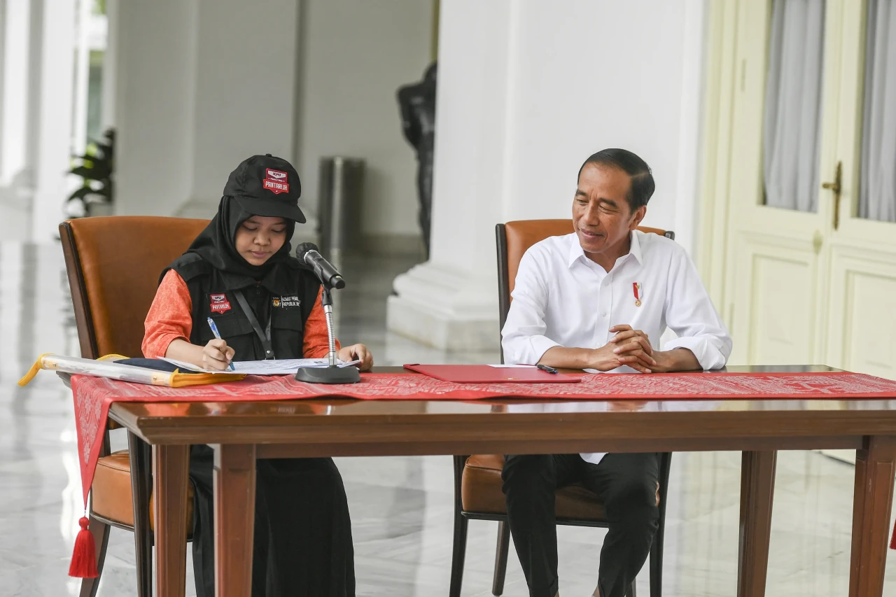 Presiden Mengikuti Coklit...