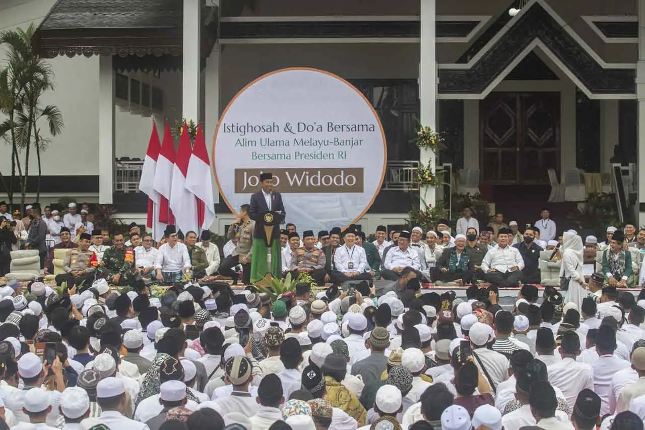 Presiden Hadiri Muktamar...