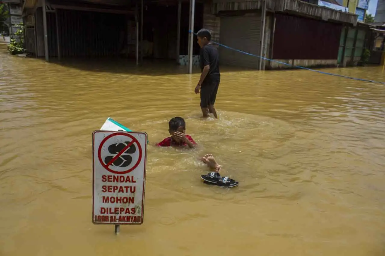 1.340 Rumah Warga di...