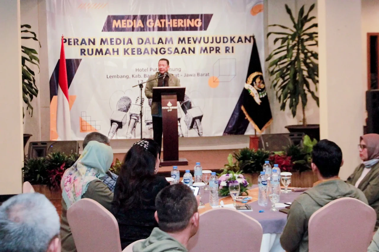 Ketua MPR Dukung Pemisahan...