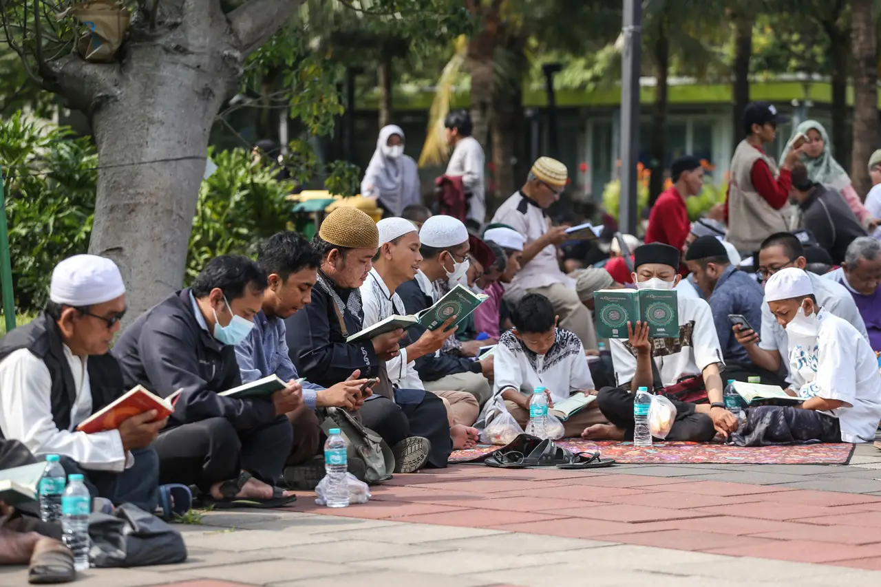 Depok Mengaji Sambut...