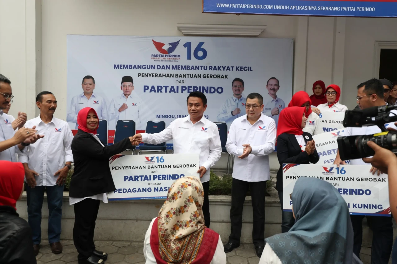 Penyerahan Bantuan Gerobak...
