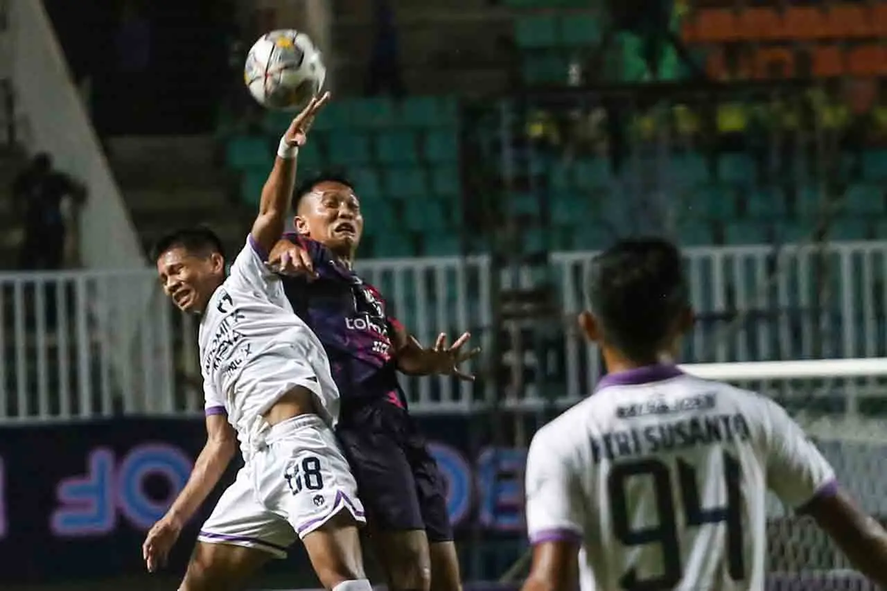 Persita Tangerang Kalahkan...