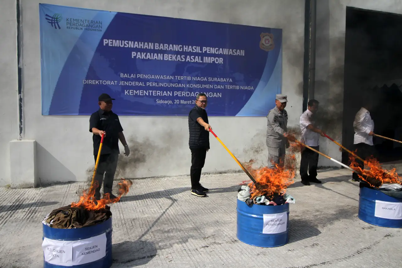 Mendag Zulkifli Hasan...