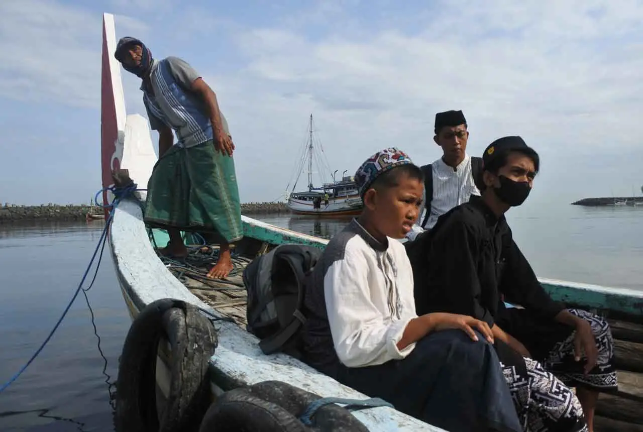 Santri Pulang Kampung...