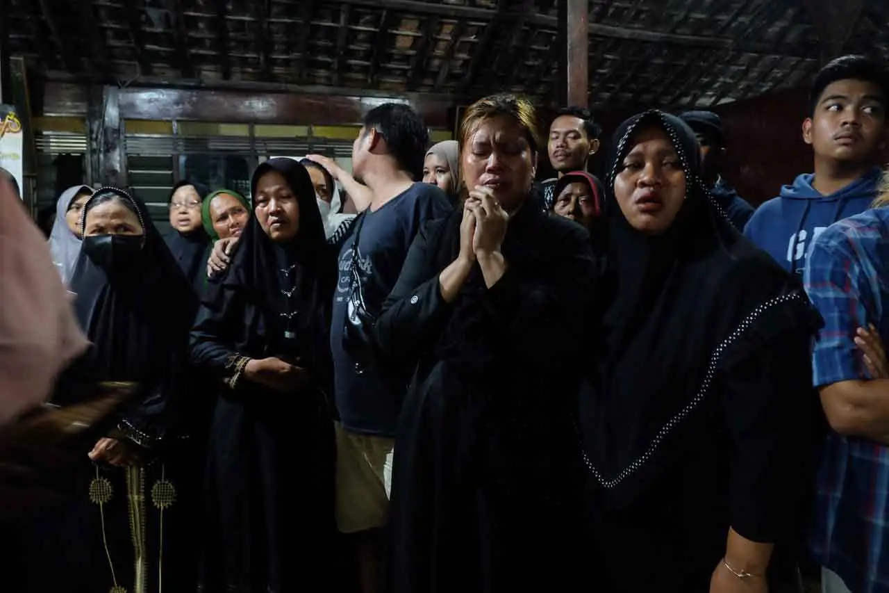 Tangis Keluarga dan...