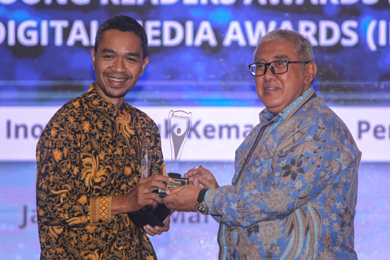 Koran SINDO Borong Empat...