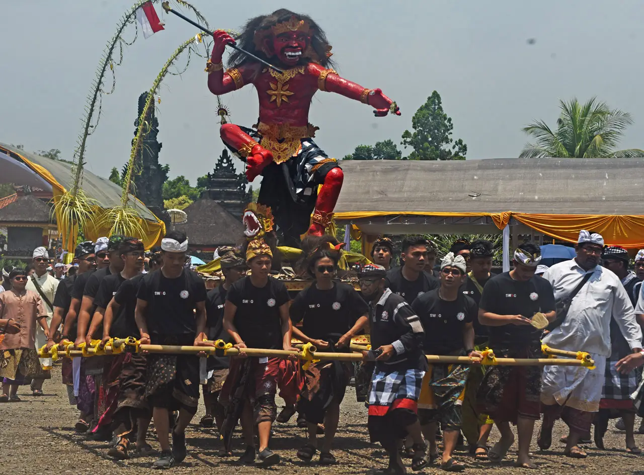 Upacara Tawur Agung...