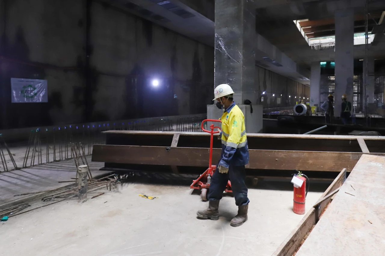 MRT Jakarta Fase 2A...