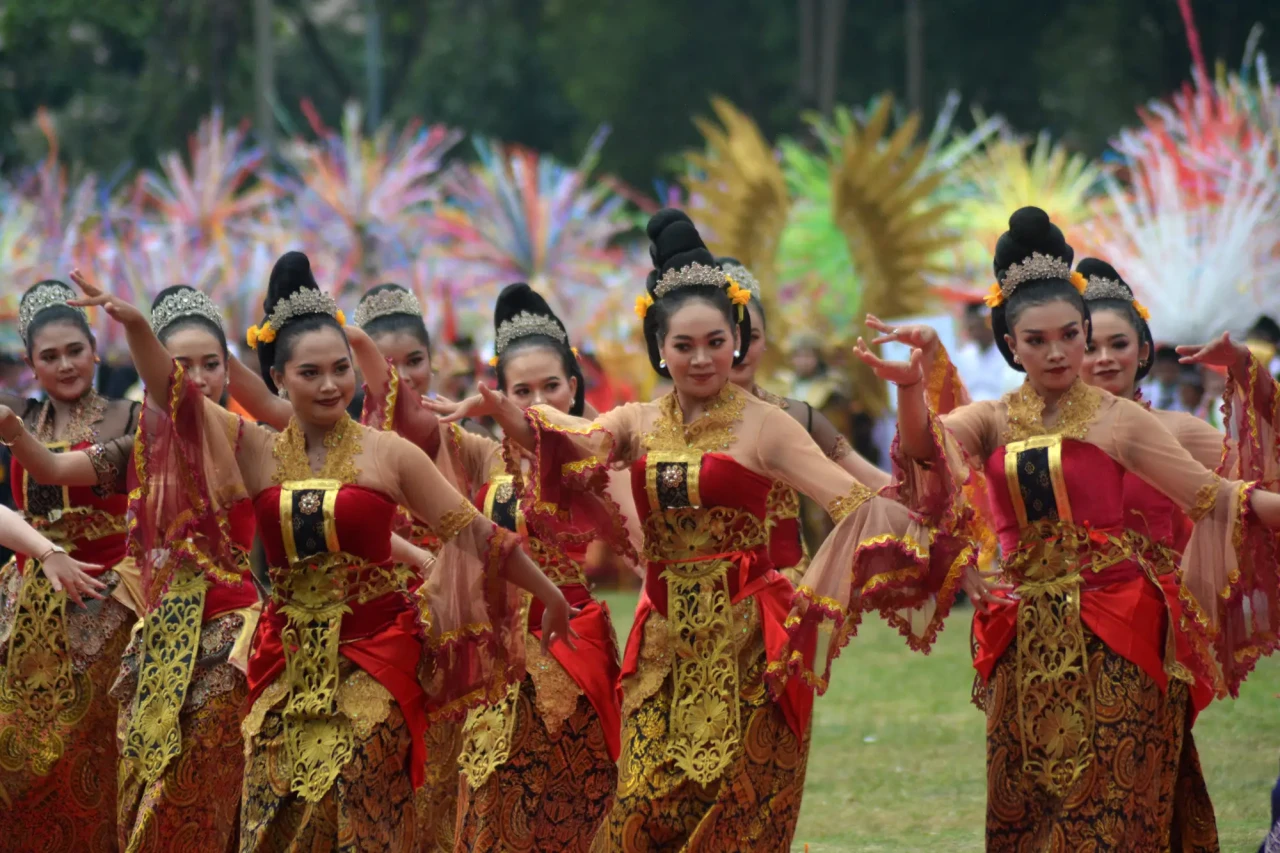Meriahnya Karnaval Dugderan...