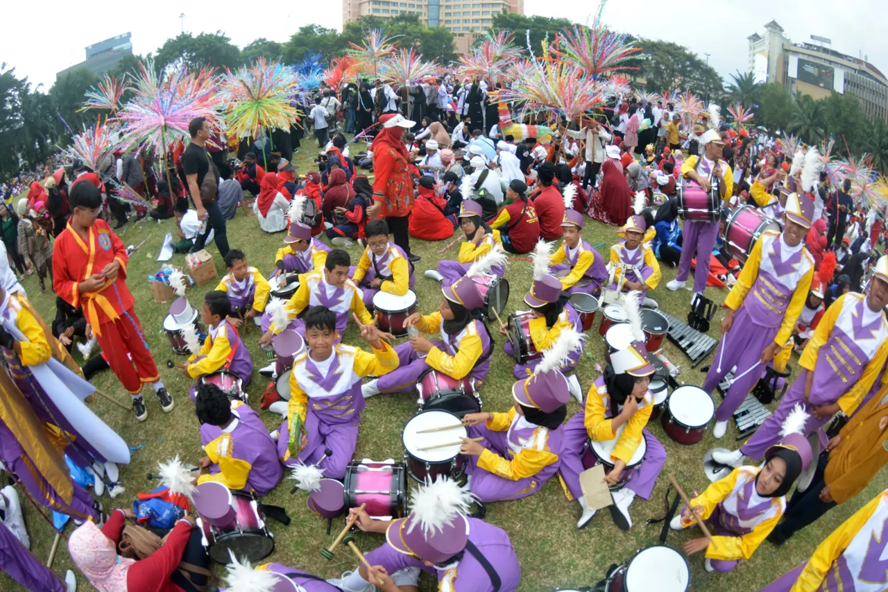 Meriahnya Karnaval Dugderan...
