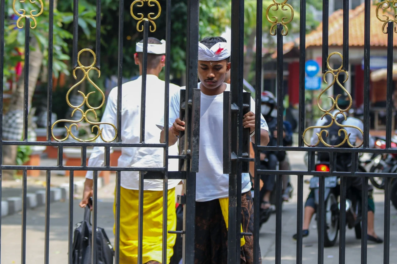 Suasana Nyepi di Pura...