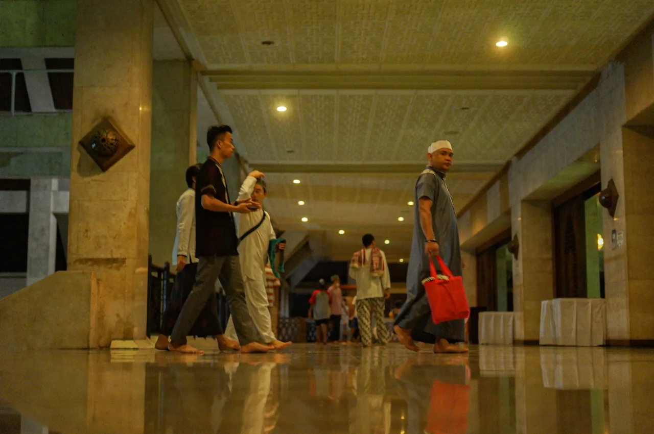 Salat Tarawih Hari Pertama...