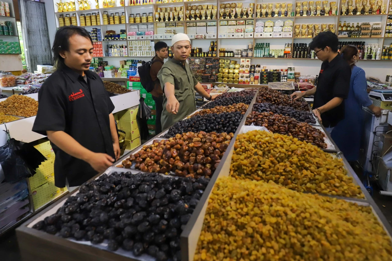 Berkah Ramadhan, Omzet...