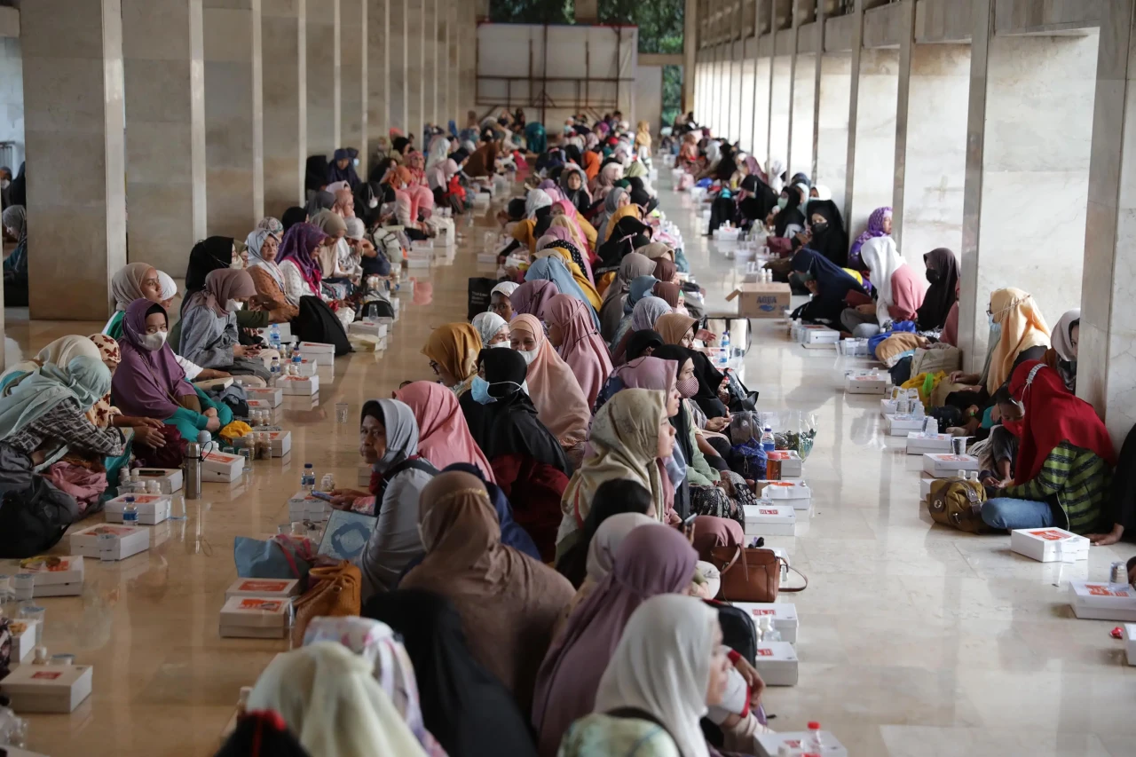 Begini Suasana Buka...