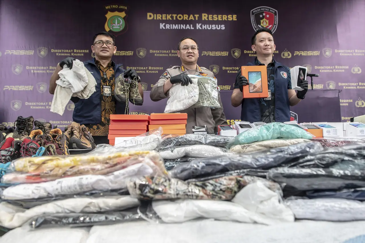 Pengungkapan Kasus Penyelundupan...