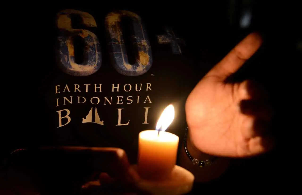 Aksi Earth Hour di Bali