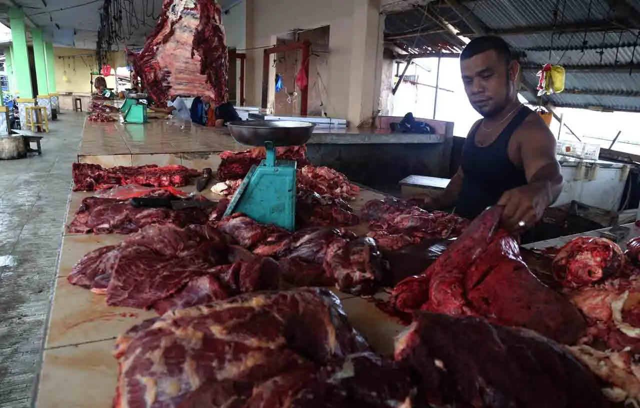 Pedagang Daging Sapi...