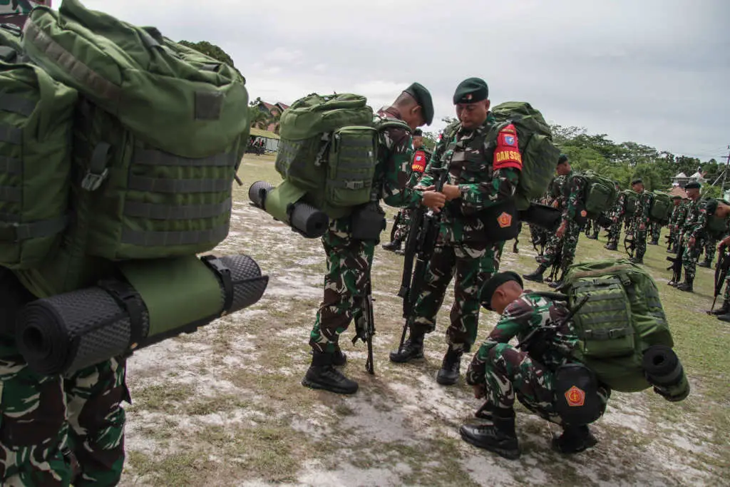 Pelepasan Pasukan TNI...