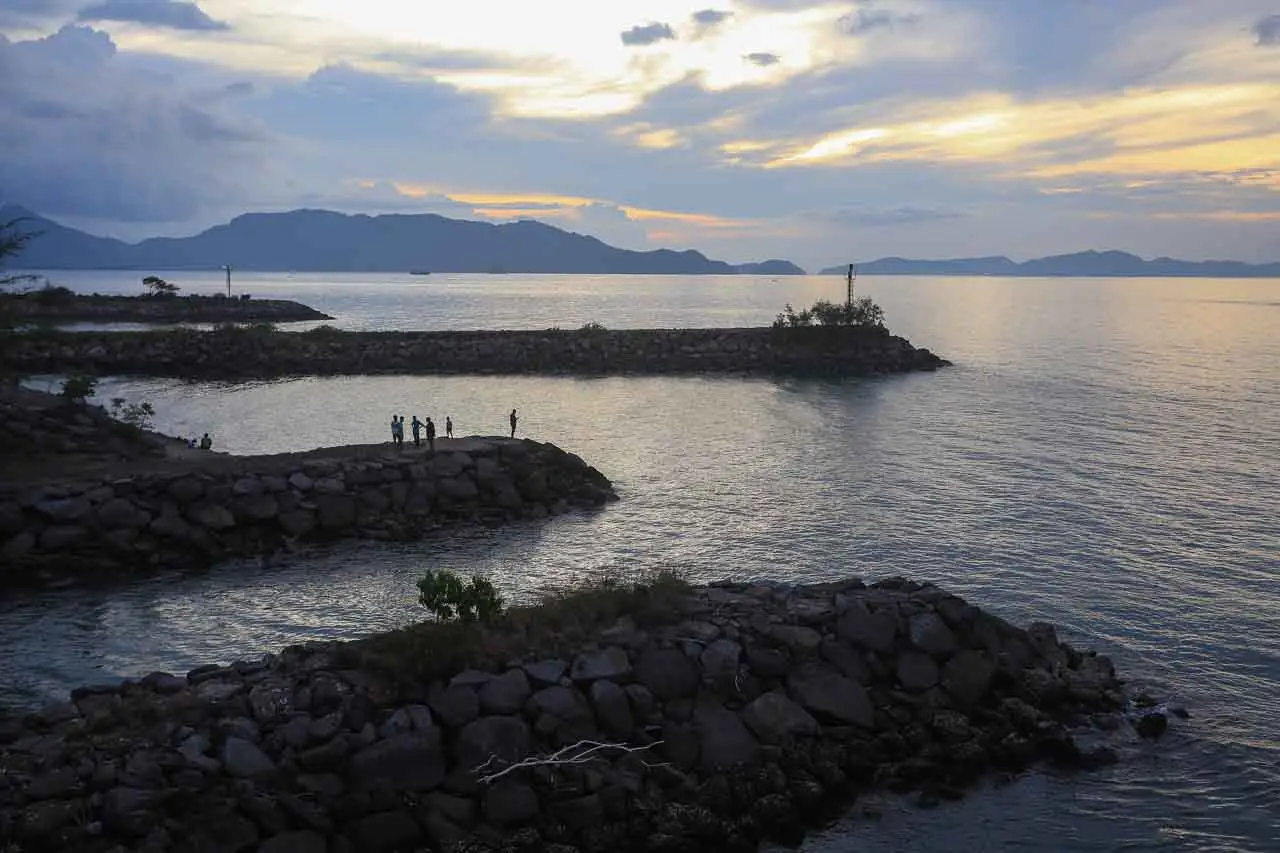 Ngabuburit di Pantai...