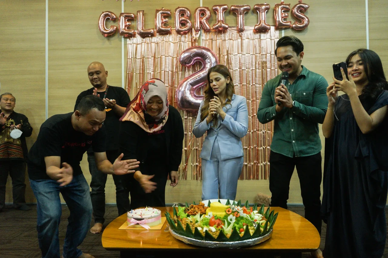 Foto-Foto Keseruan HUT...