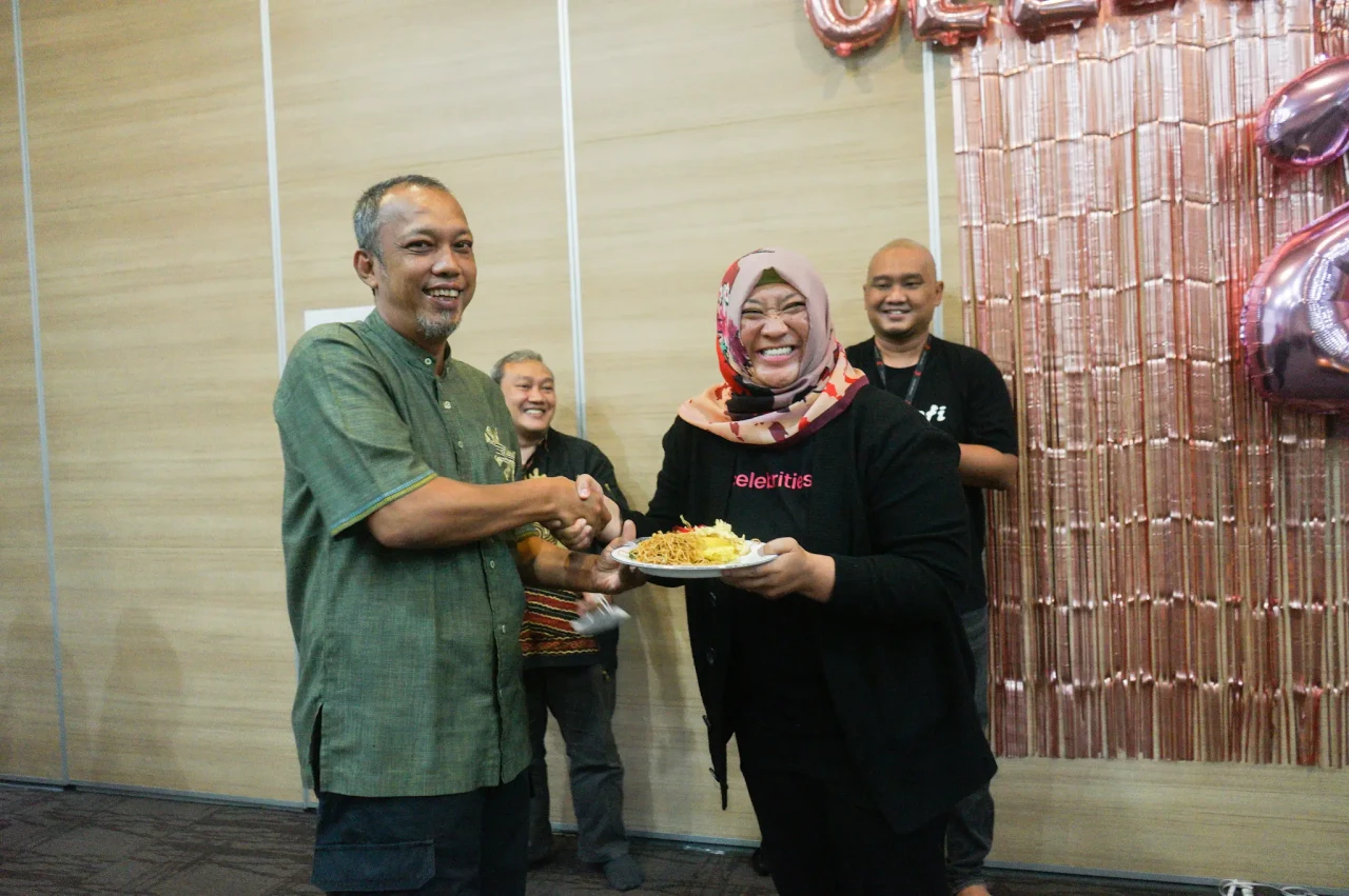 Foto-Foto Keseruan HUT...