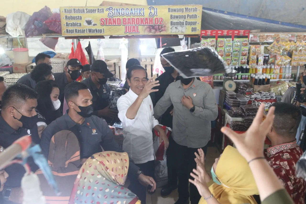 Jokowi Sidak ke Pasar...