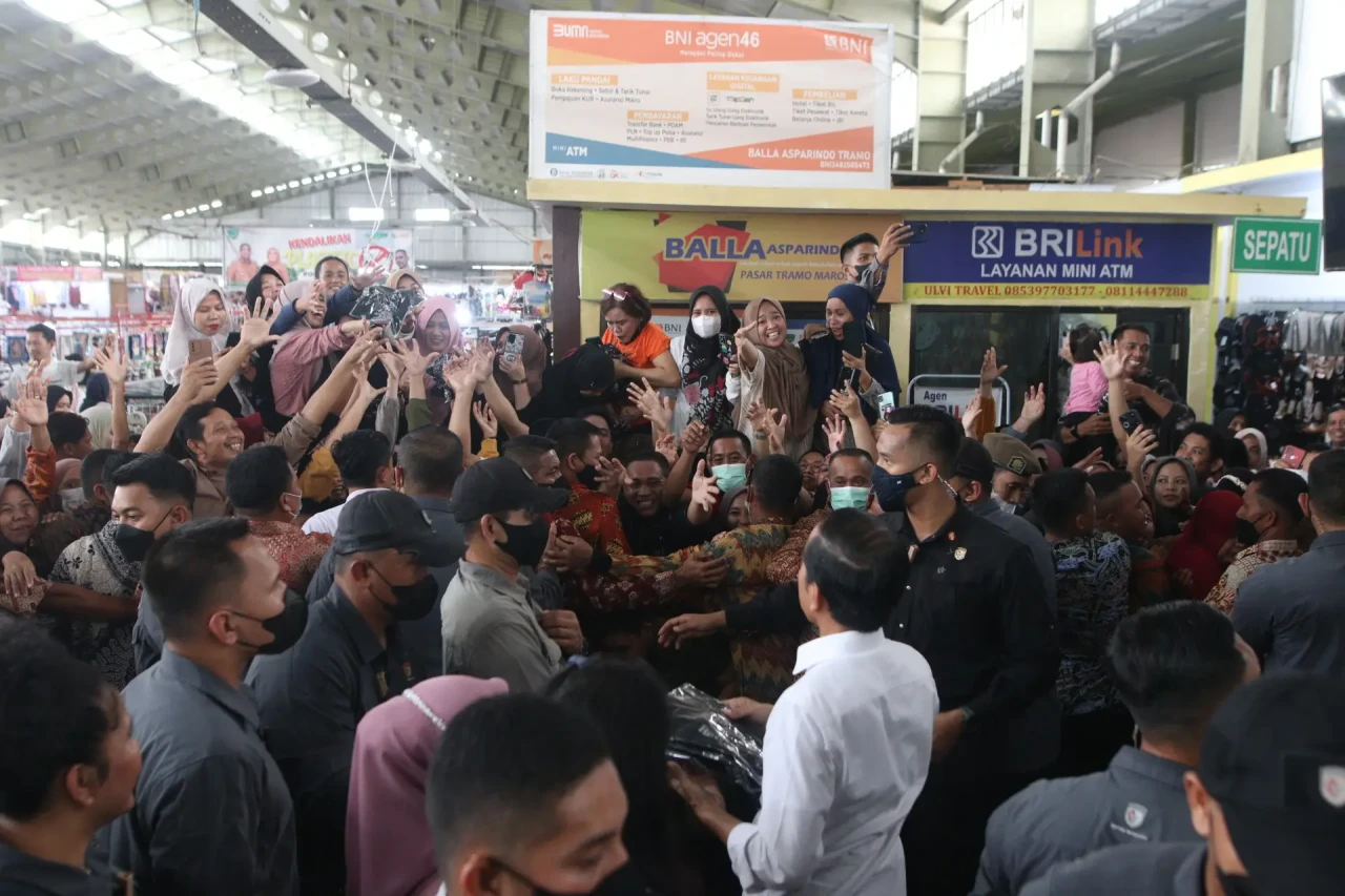 Jokowi Sidak ke Pasar...