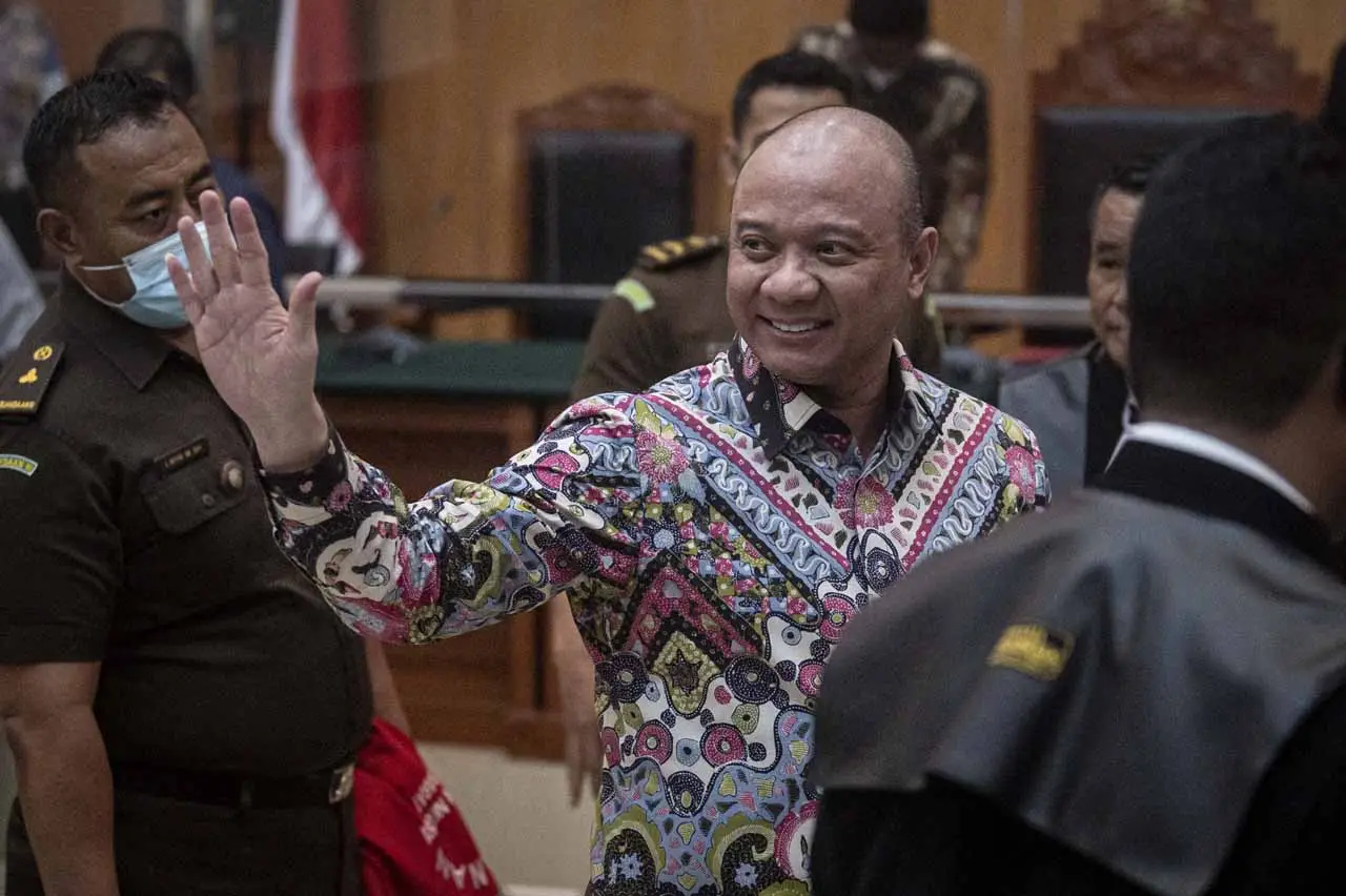Dituntut Hukuman Mati,...