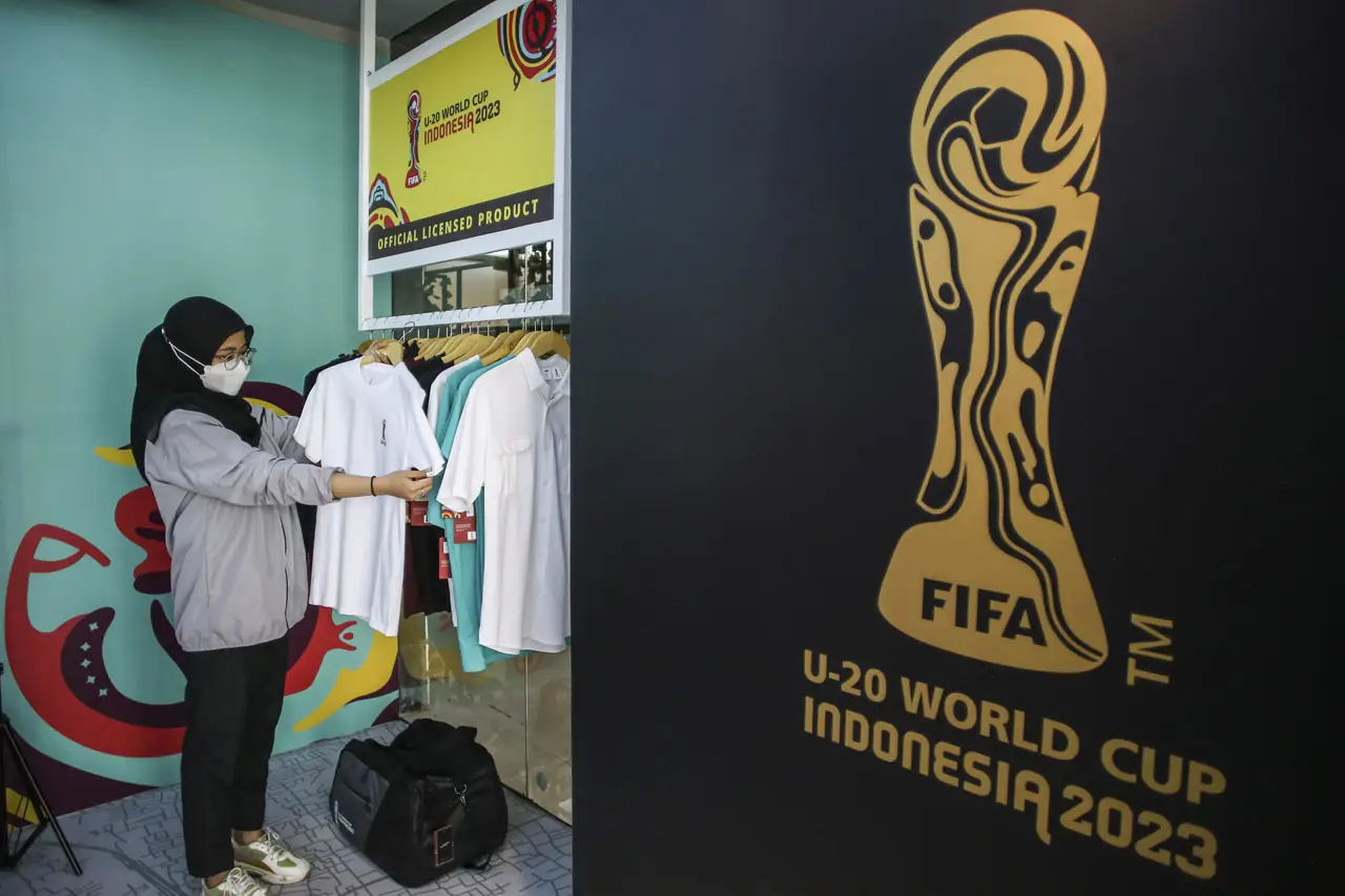Dampak Penjualan Merchandise...