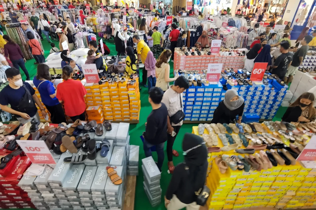 Berburu Diskon untuk...