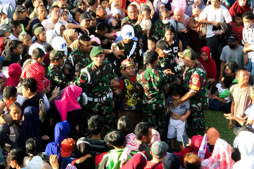 Diserbu Warga yang Ingin...