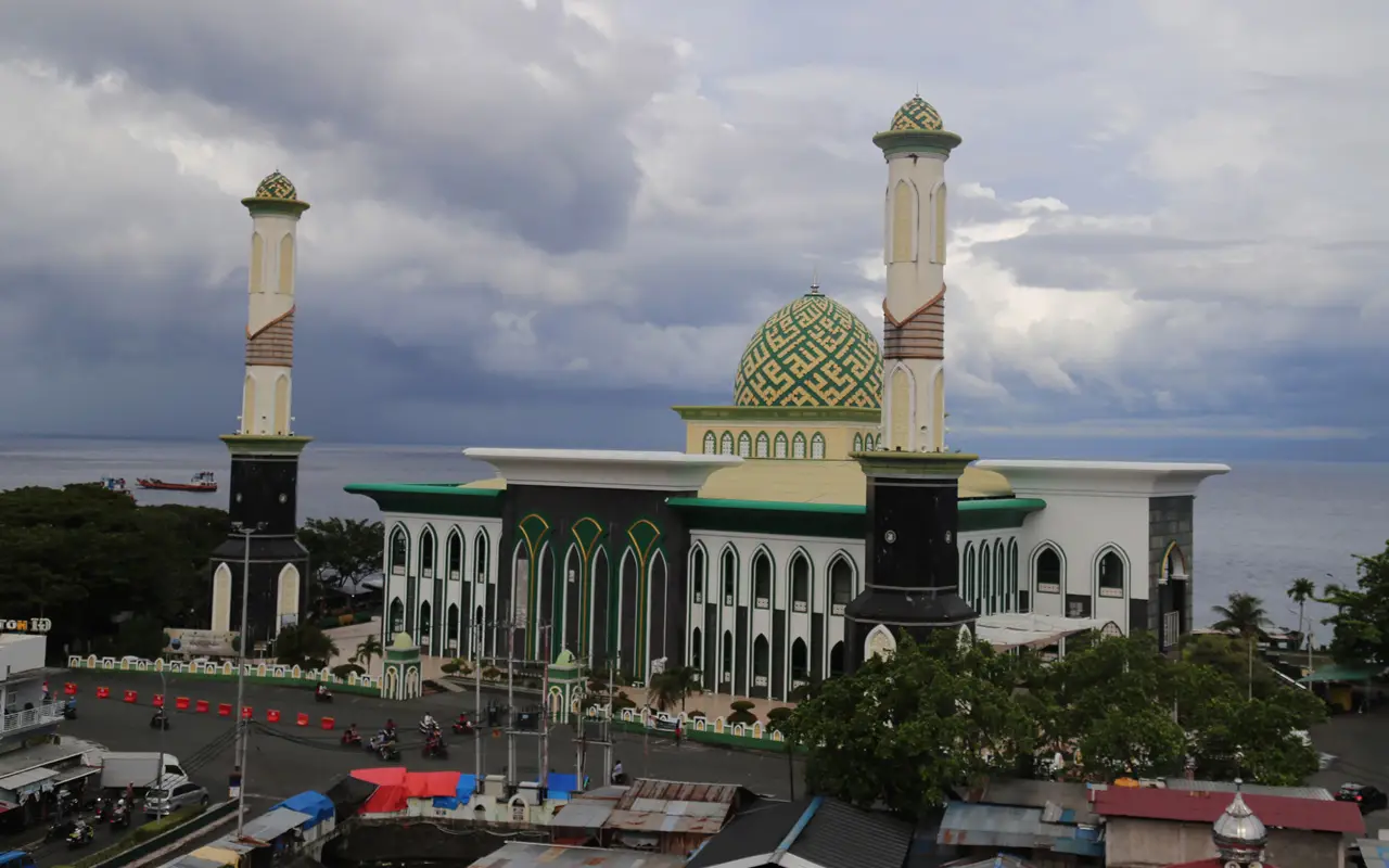 Wisata Religi Masjid...