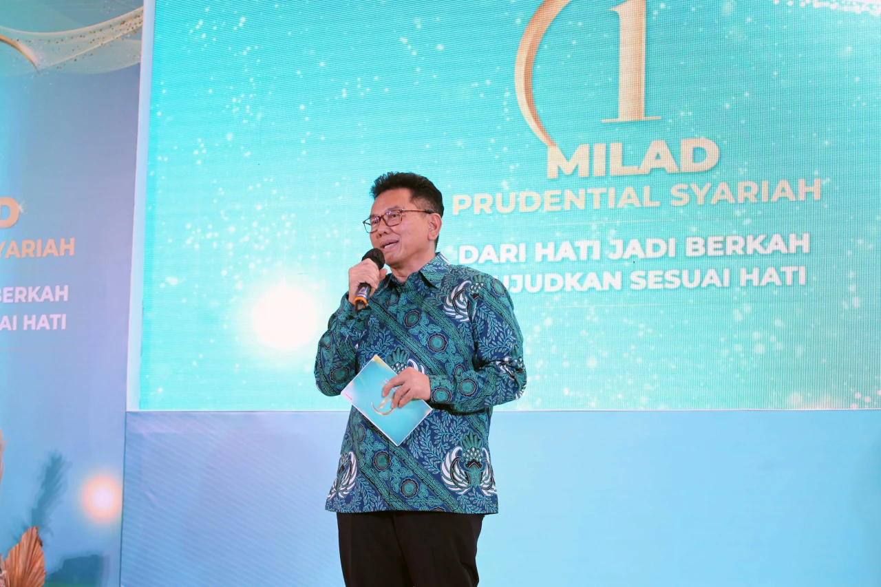 Rayakan Milad Pertama,...
