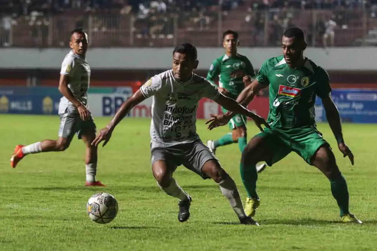 PSS Sleman Kalahkan...