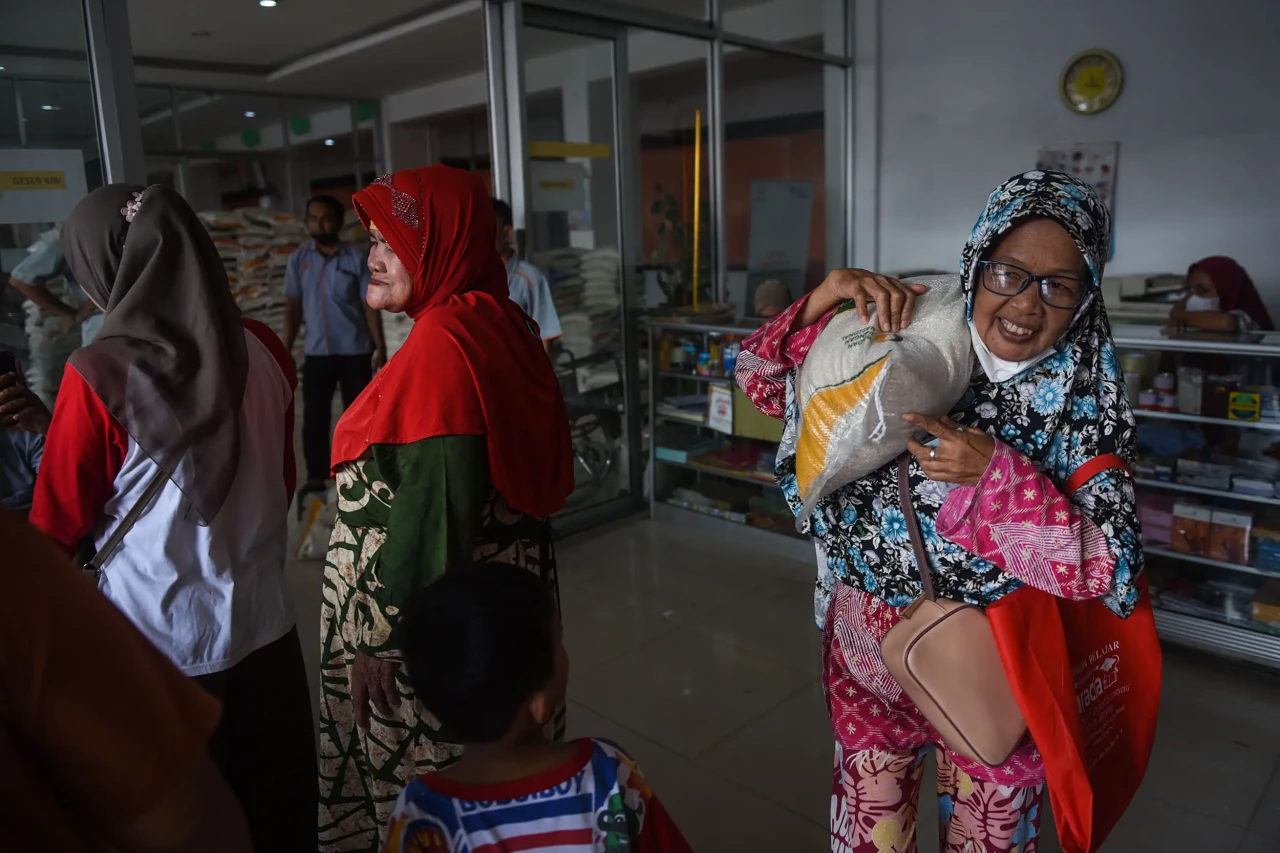 Potret Warga Terima...