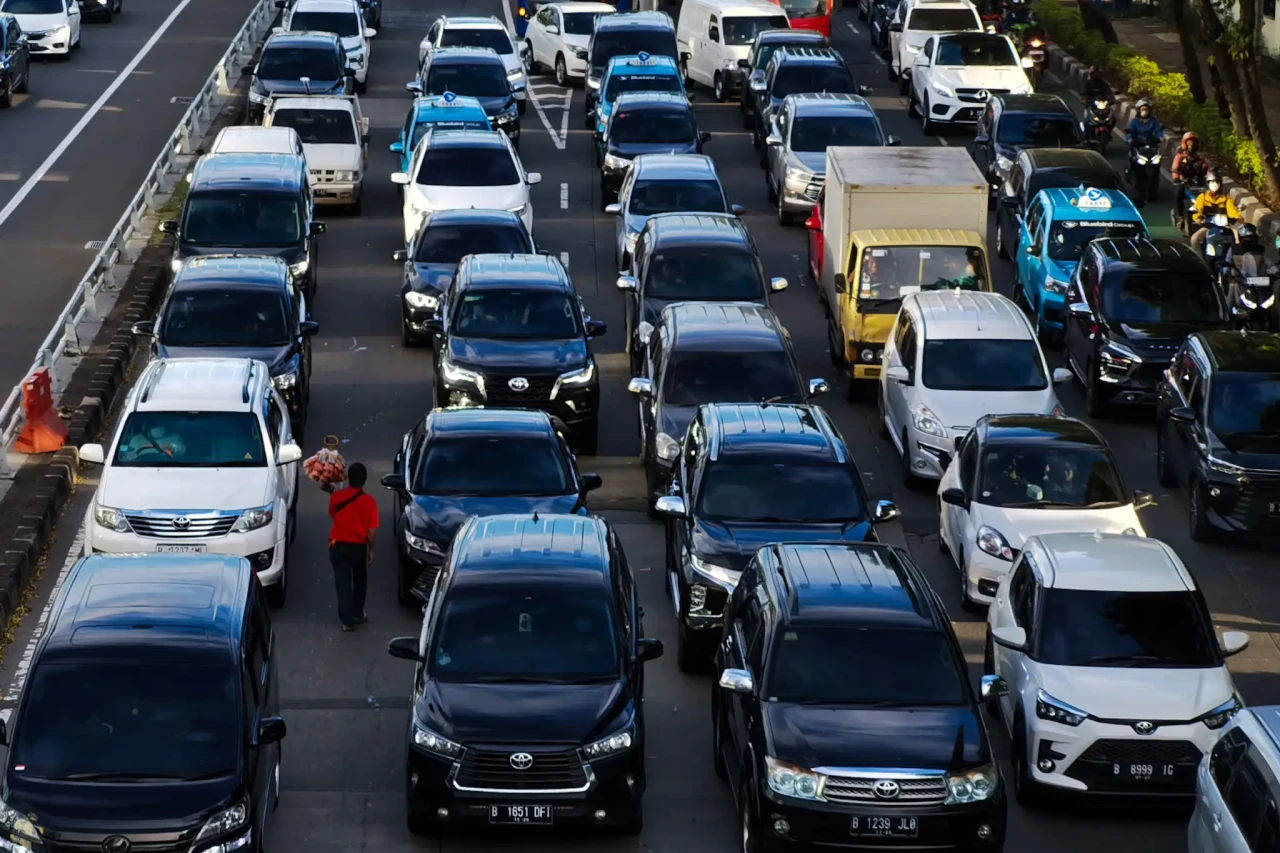 Kurangi Macet di Jakarta,...