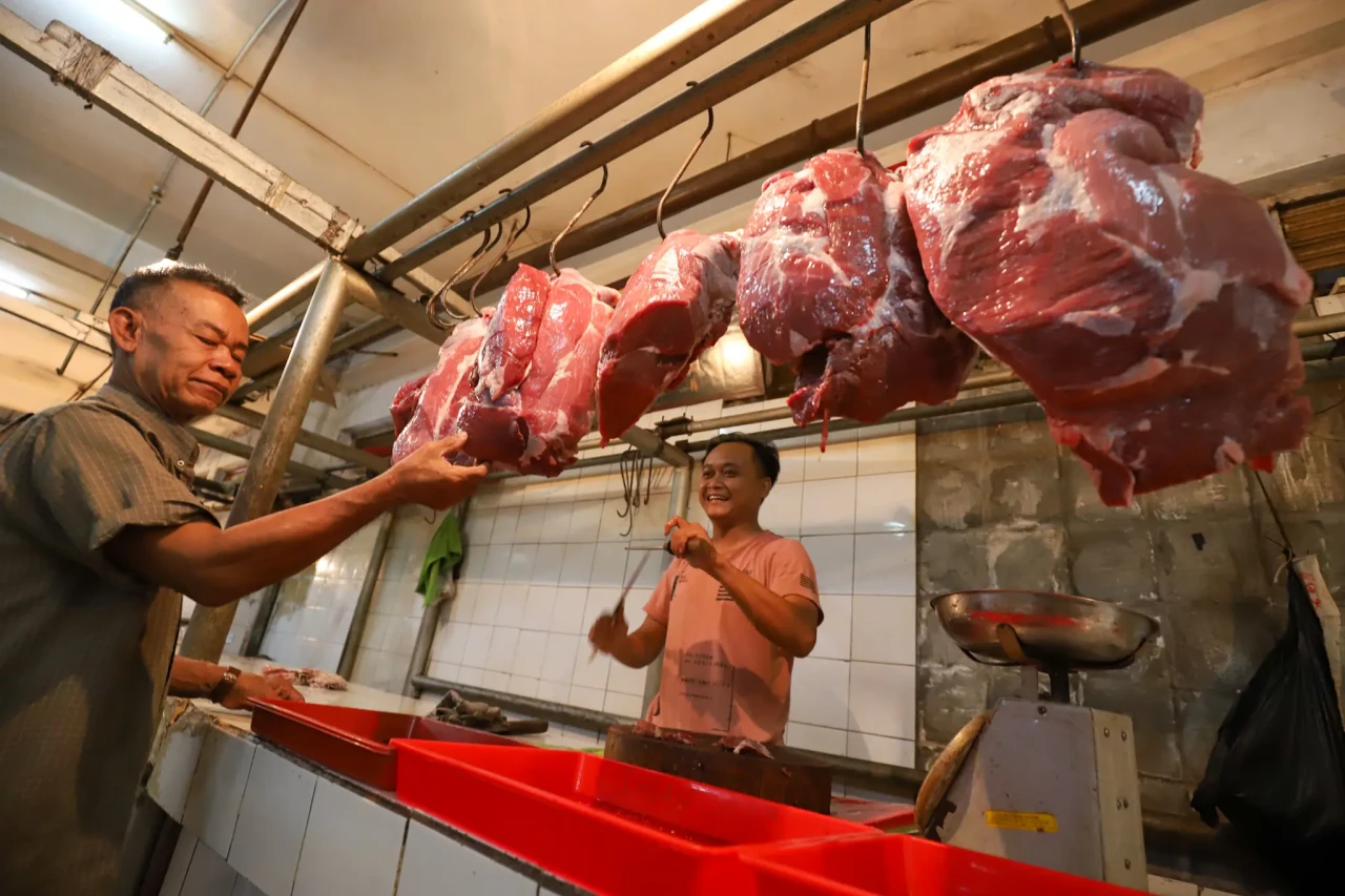 Stok Daging Aman Menjelang...