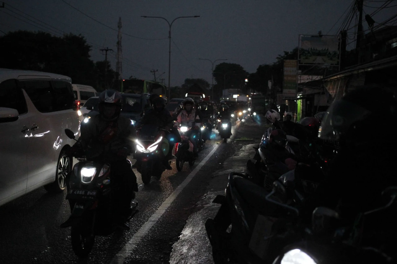 Menepis Lelah, Pemudik...