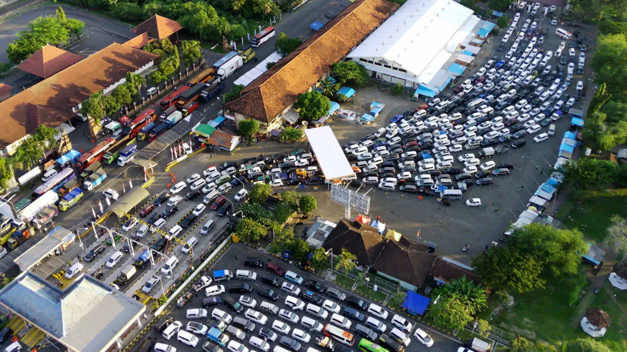 Puncak Arus Mudik di...