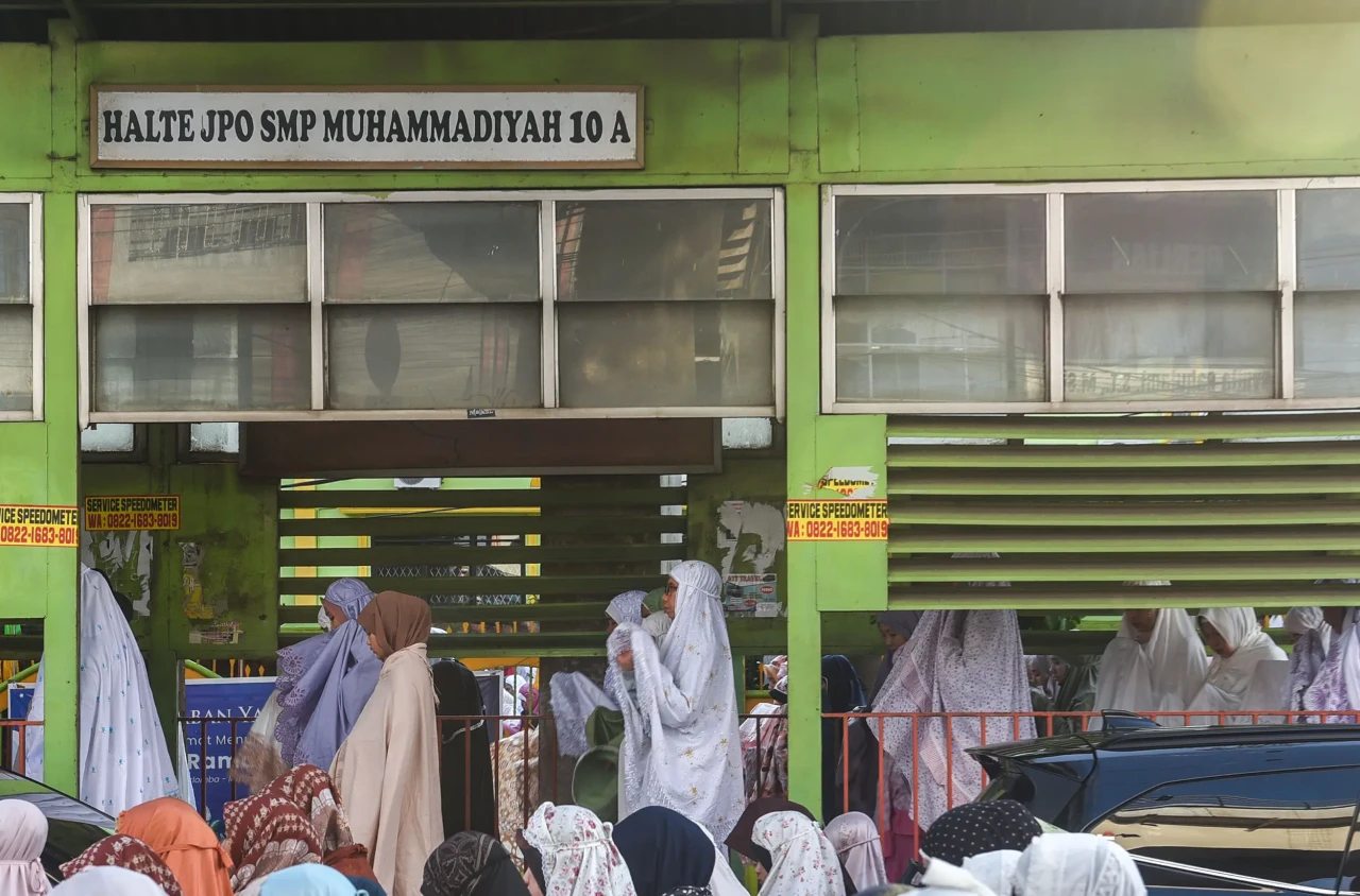 Momen Salat Idul Fitri...
