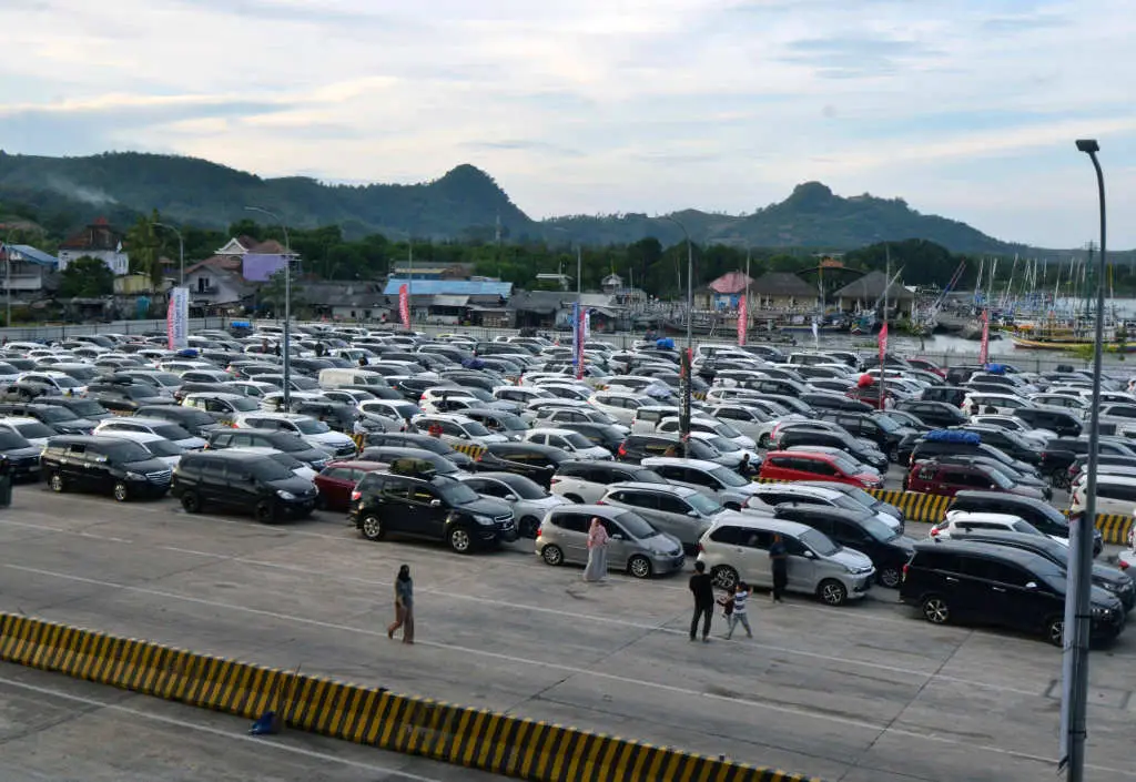 Kepadatan Kendaraan...