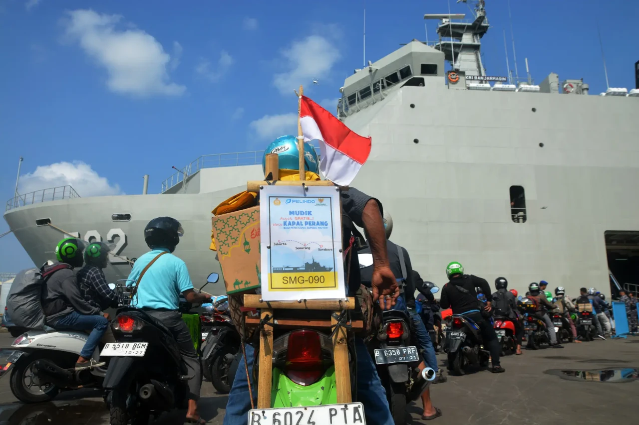 Potret Ratusan Pemudik...