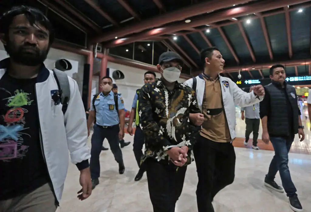 Ditangkap Polisi, Peneliti...