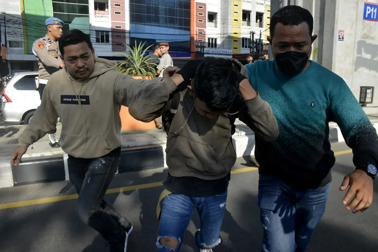 Peringatan Hari Buruh...
