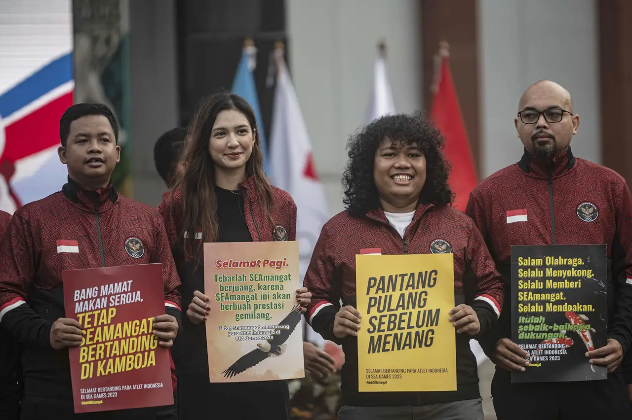 Pengukuhan Tim Indonesia...