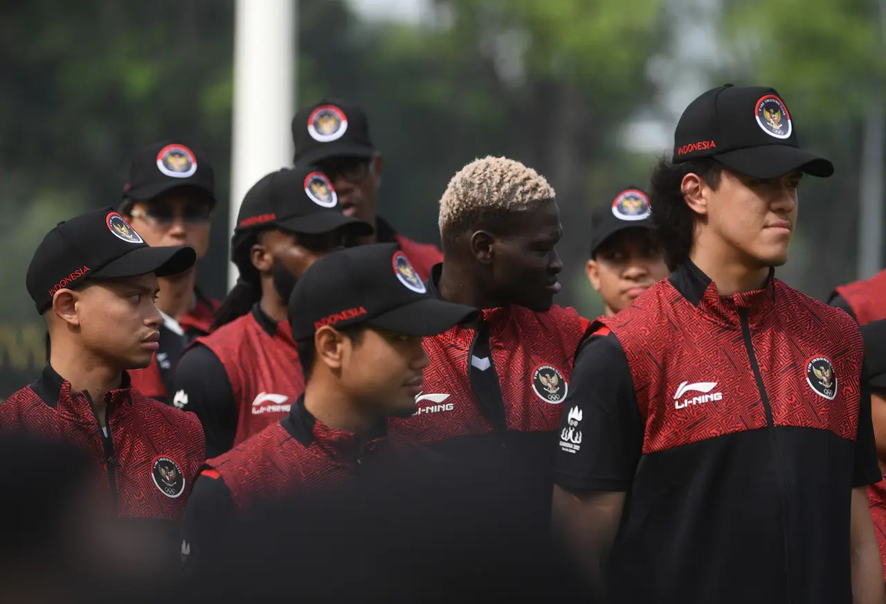 Jokowi Lepas 599 Atlet...