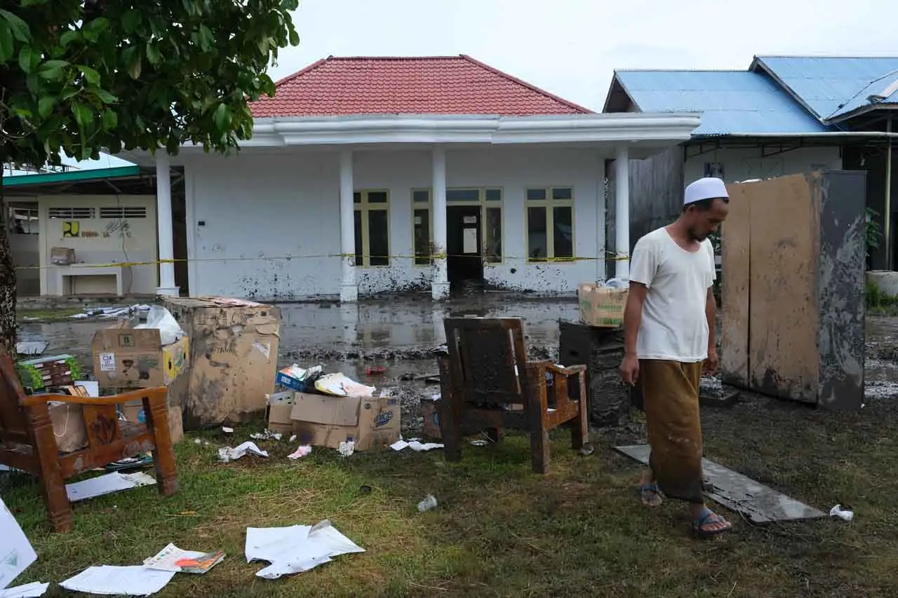 Semburan Lumpur di Wajok...