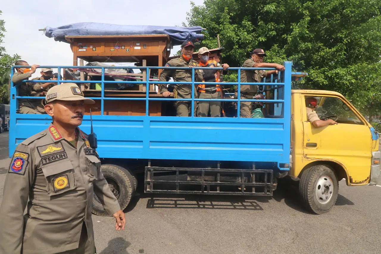 Penertiban PKL di Kawasan...